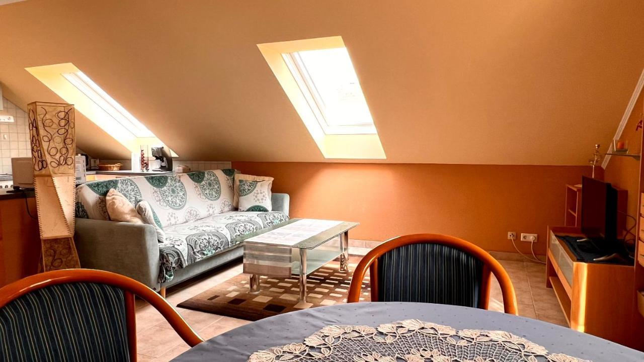Ferienwohnung Brenner Брук ан дер Мур Екстериор снимка