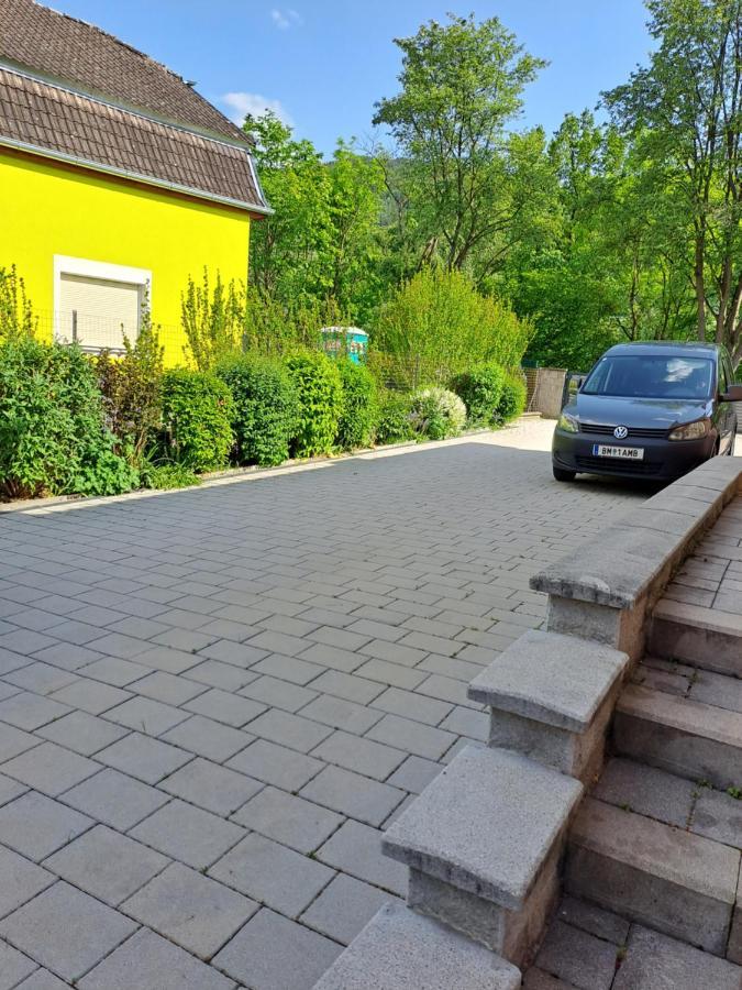 Ferienwohnung Brenner Брук ан дер Мур Екстериор снимка